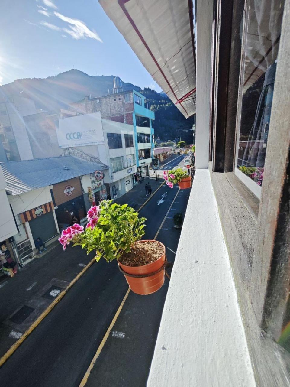 Garden House Hostal Banos  Exterior photo