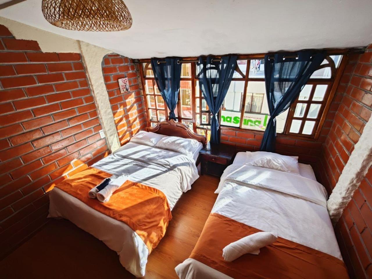 Garden House Hostal Banos  Exterior photo